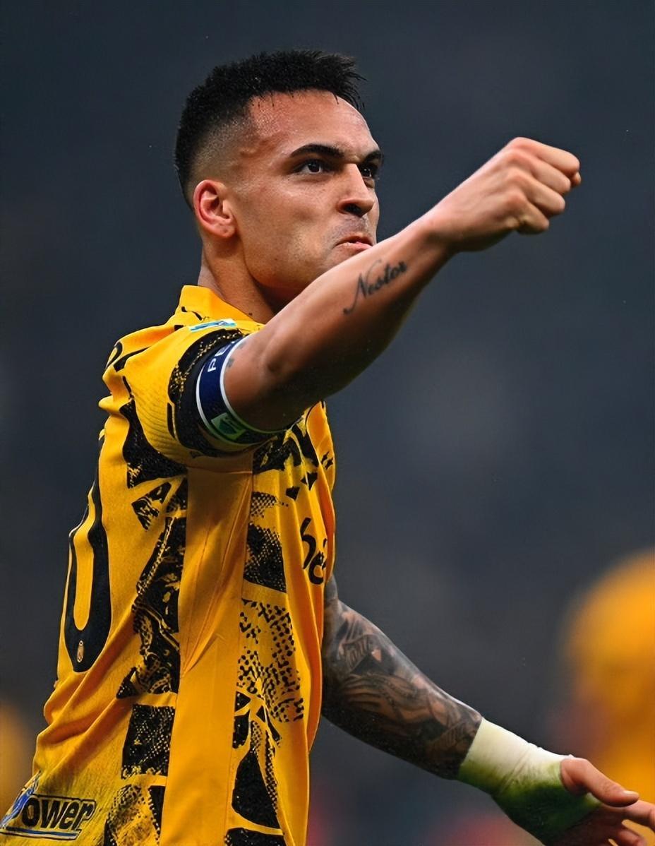 国际米兰意甲击败维罗纳劳塔罗头球建功 国际米兰意甲击败维罗纳劳塔罗头球建功